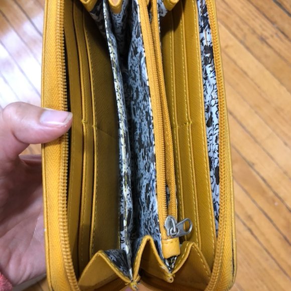 Cynthia Rowley mustard yellow clutch wallet - Picture 2 of 2